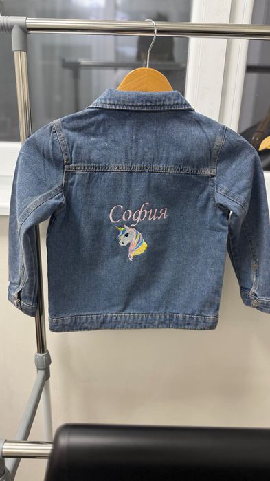 Бродирани тениски и бодита