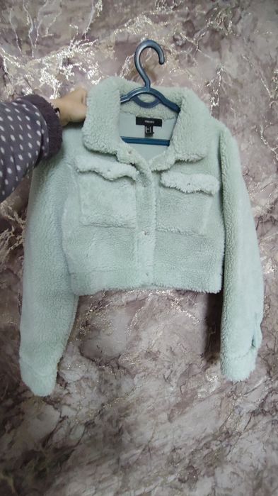 Короткая куртка, толстовка, шуба