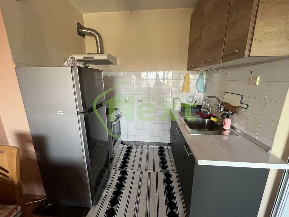 2-стаен в кв. "Сухата Река"