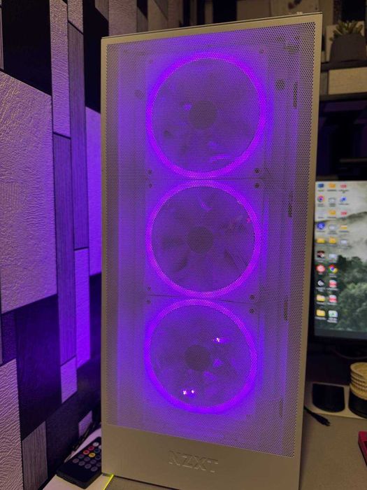 PC Gaming - NZXT Build - AMD Ryzen 7 9800X3D & Nvidia RTX 4070Ti Super