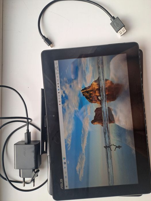 Сенсорный ноутбук asus