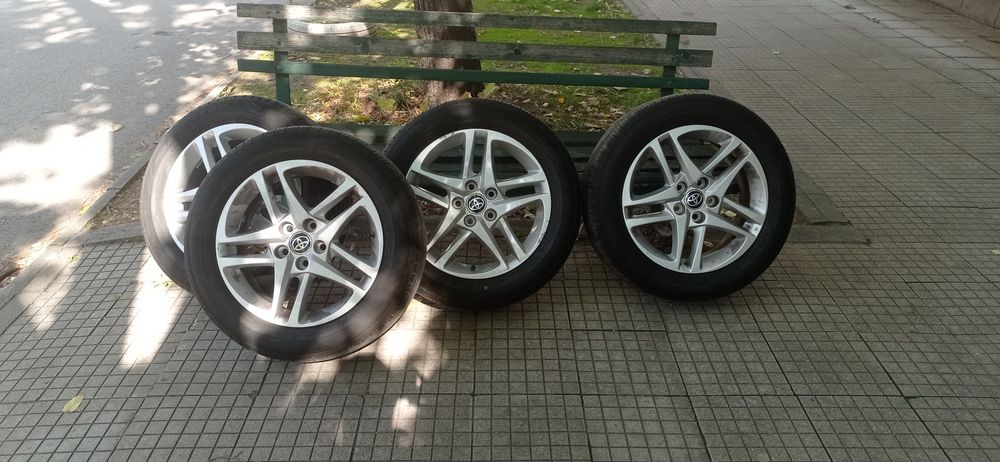 Оригинални алуминиеви джанти за Тойота CH-R 17"