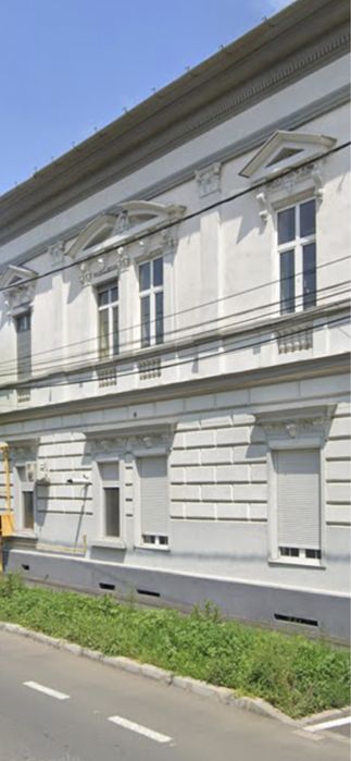 Ultracentral 4 camere  Podgoria