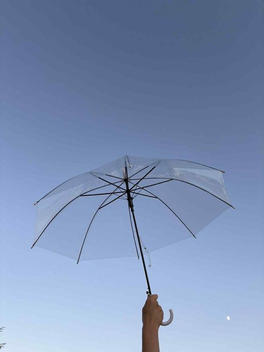 Прозрачни чадъри