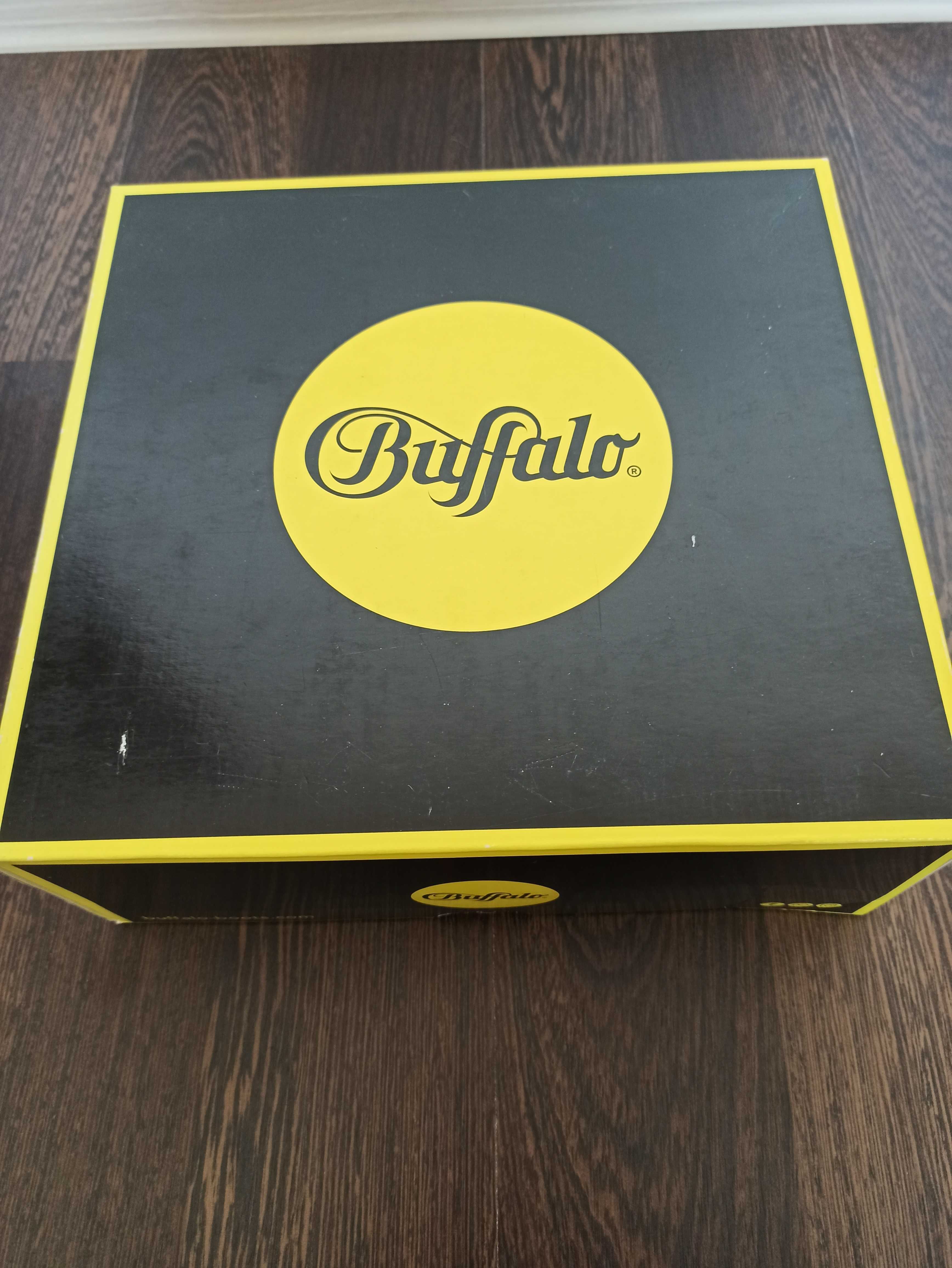 Нови сандали на висок ток BUFFALO, ном. 38