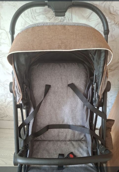 Продам коляску,( многофункциональная, компактная, складывается, легкая