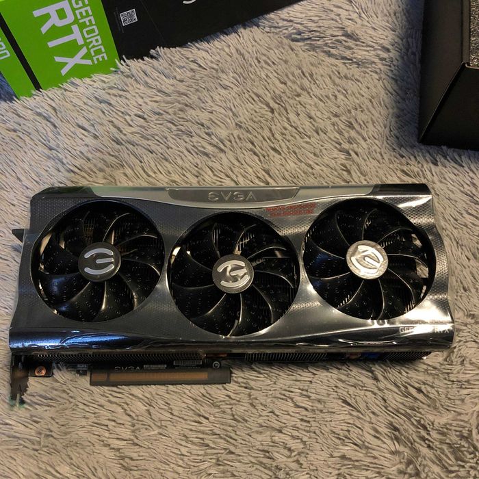 Видеокарта EVGA GeForce RTX 3080 12GB FTW3 ULTRA GAMING