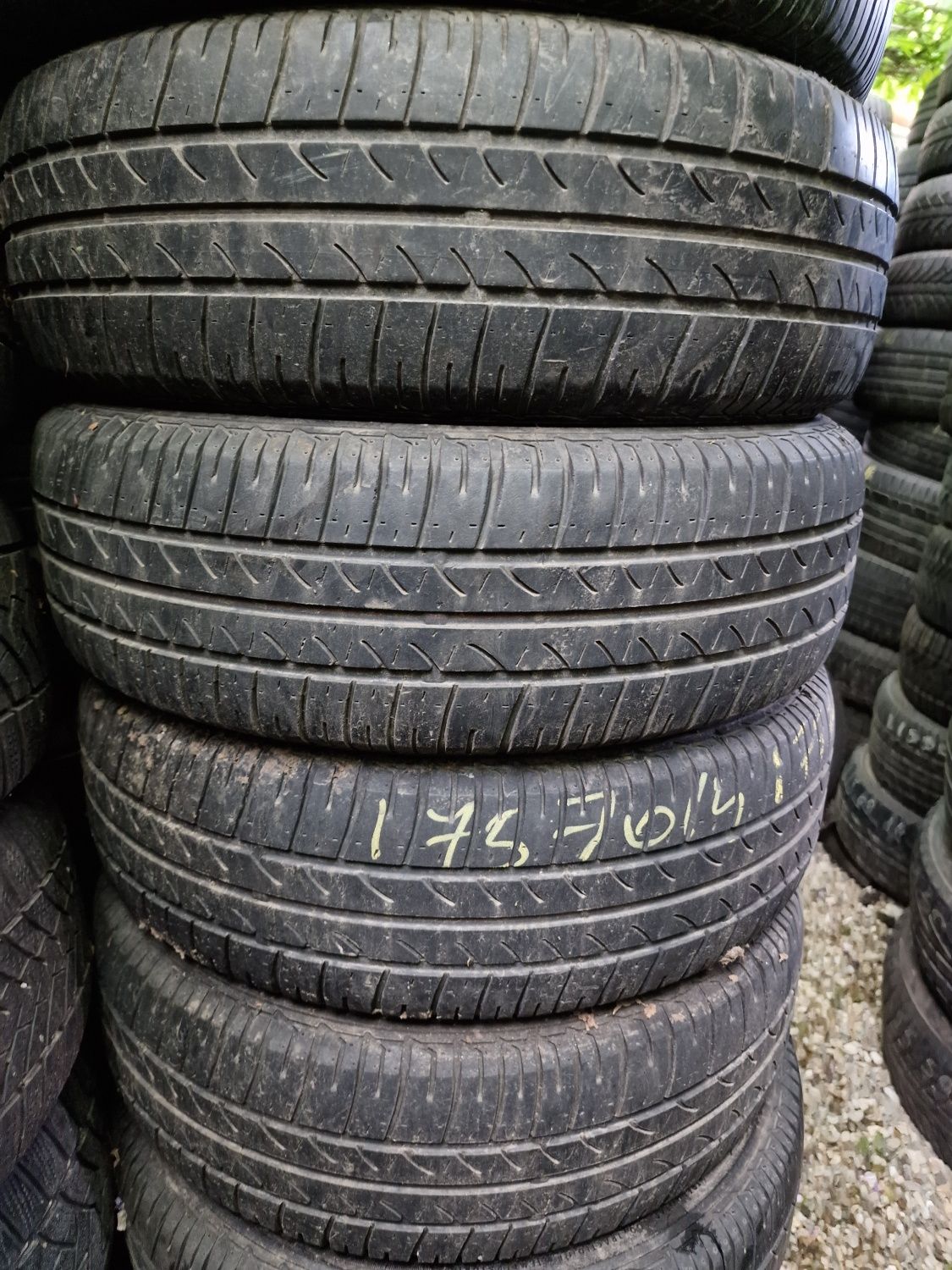 165 175 70 14 Bridgestone Dunlop 8 anvelope vara