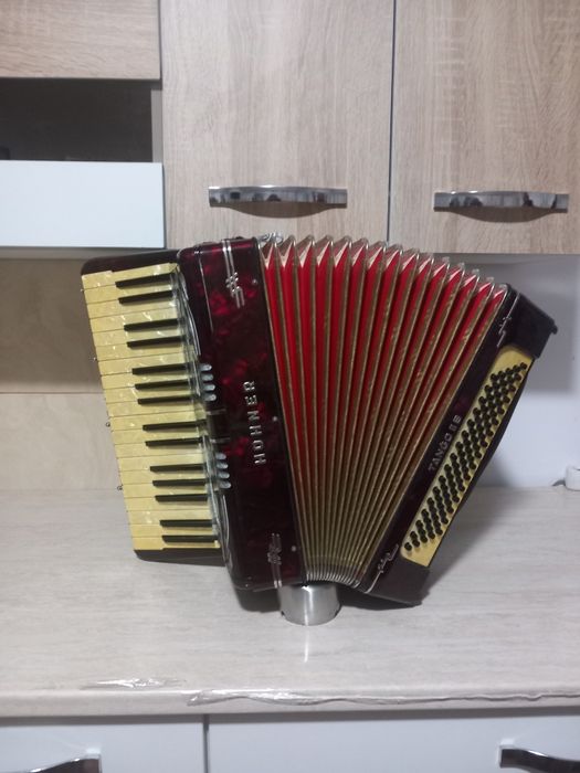 Vand Hohner Tango 2B