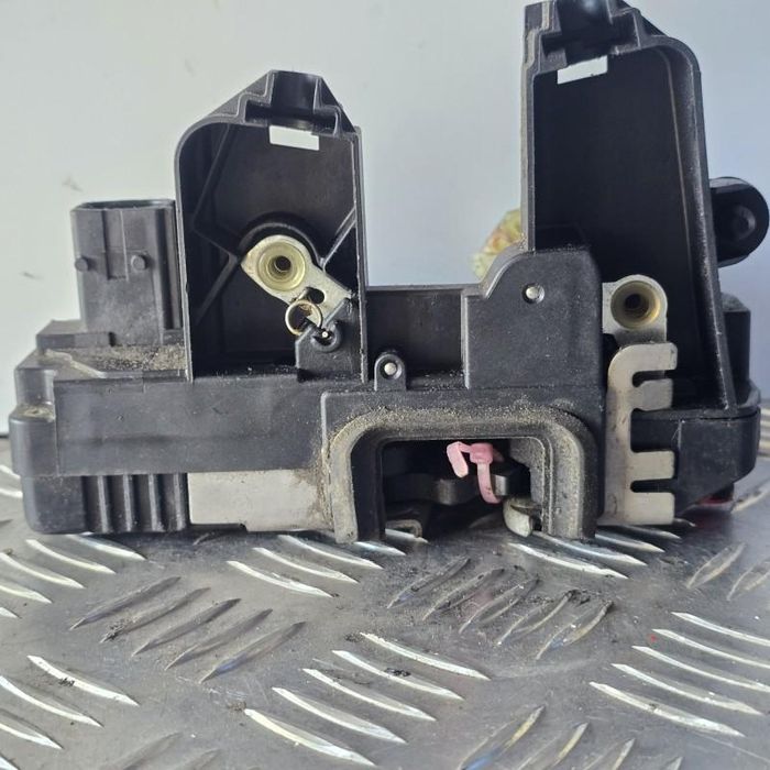 Broasca usa stanga spate Opel Vectra C