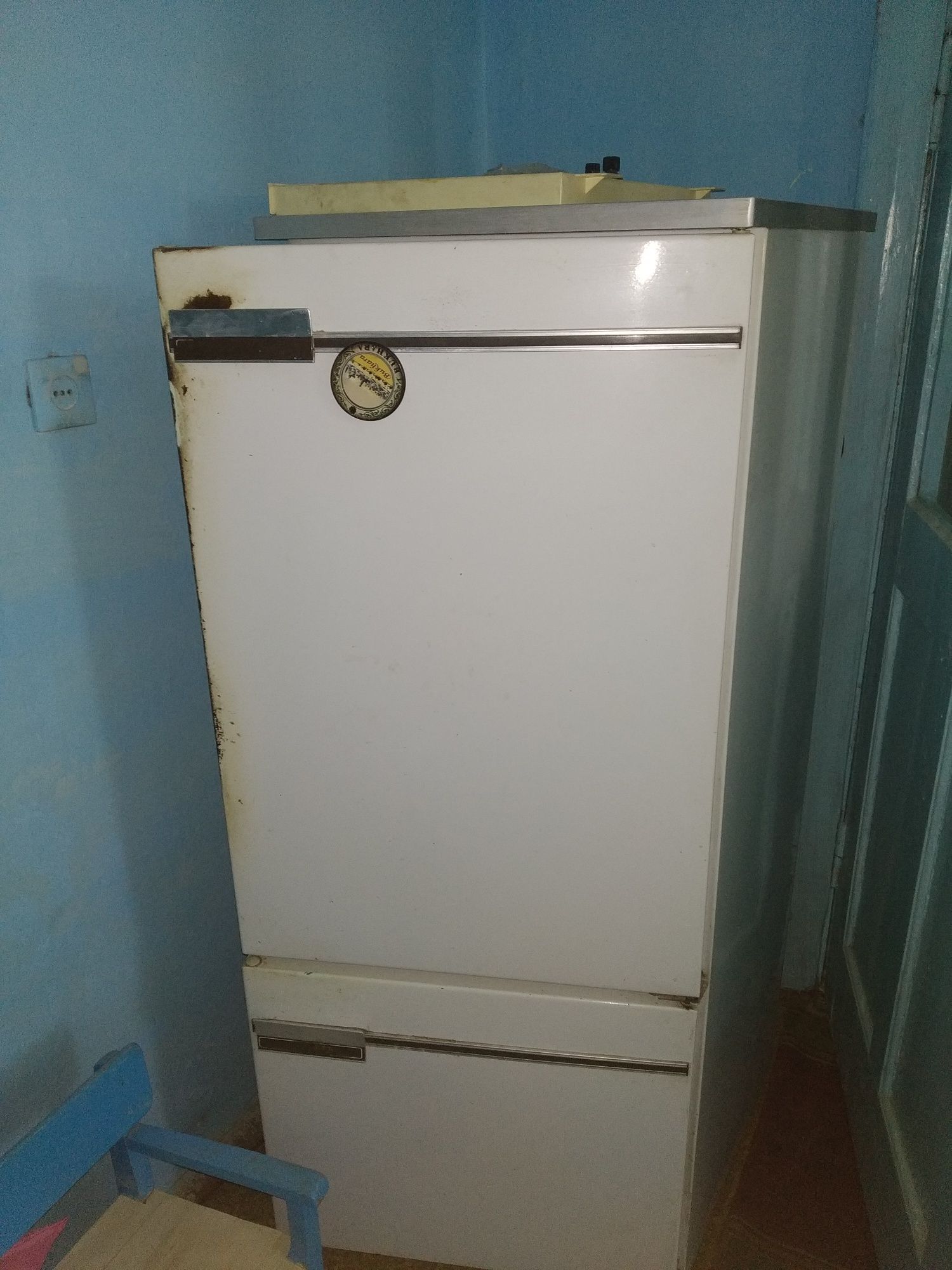 Советский холодильник