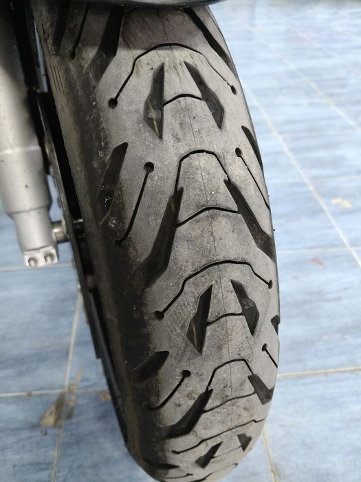 Suzuki GSR 600 cu  ABS