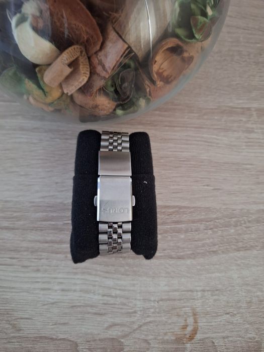 Vând ceas bărbătesc, automatic, marca Lorus