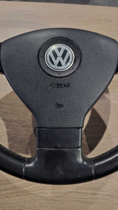 Volan 3 spițe cu airbag Volkswagen Golf 5 Touran Passat B6