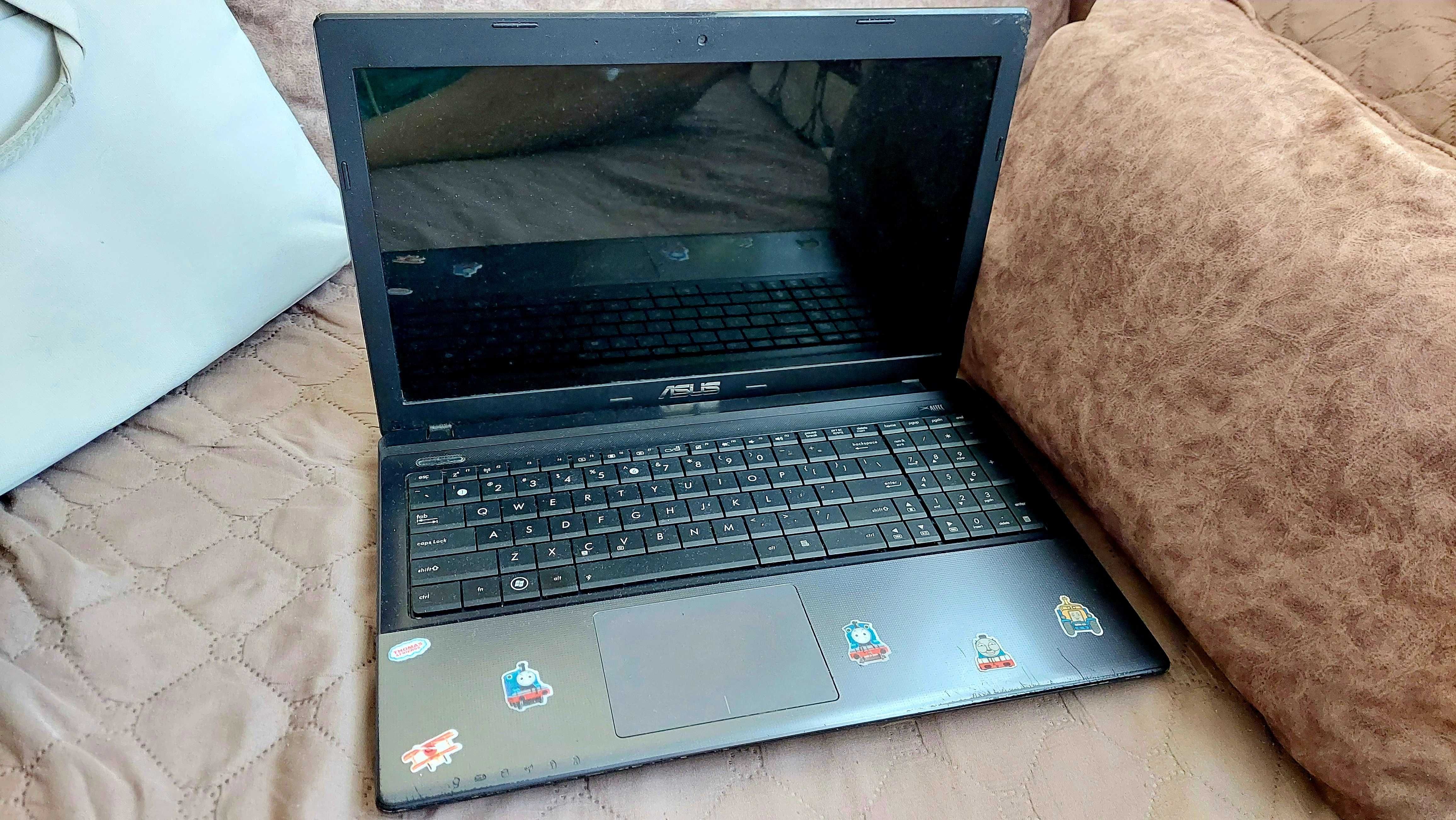 Лаптоп Asus  x55vd