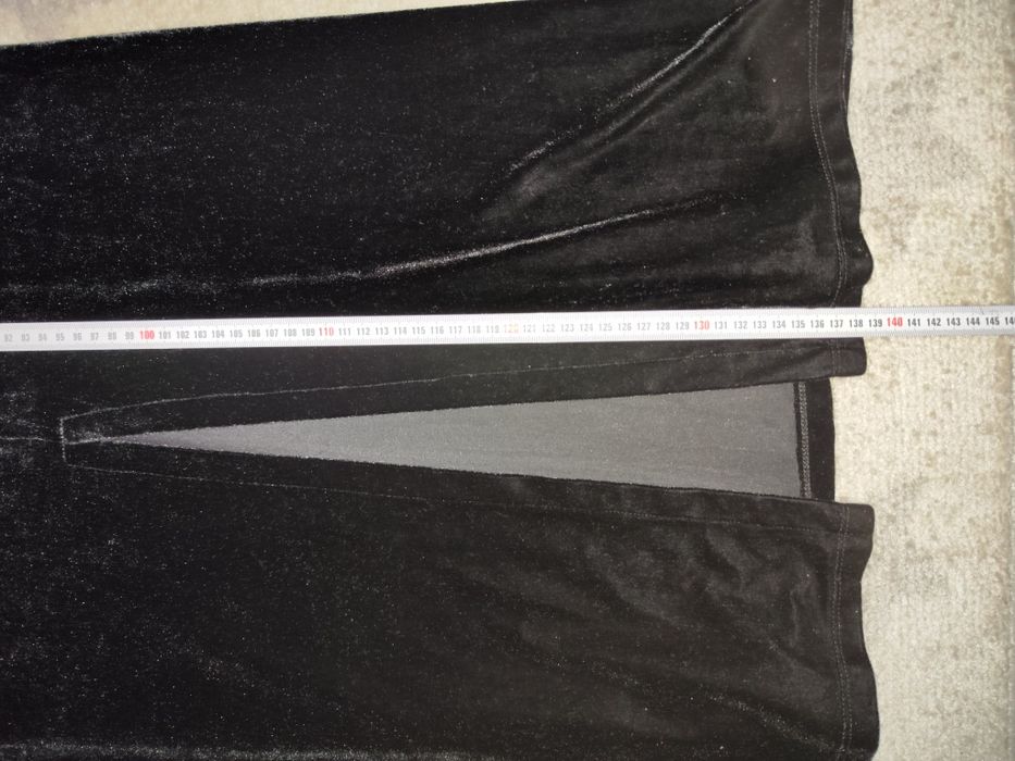 Rochie neagra din catifea