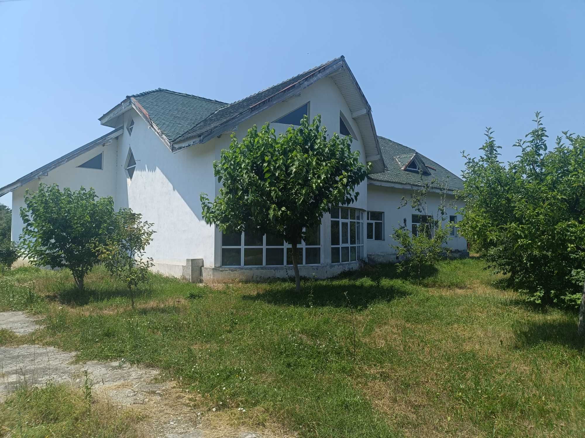 Proprietate in comuna Polovragi,Gorj