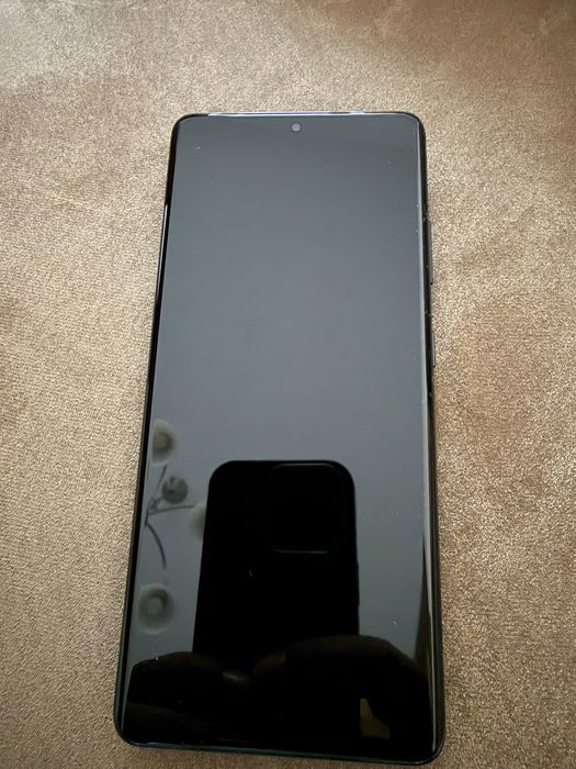 Продавам Samsung s 21 ultra 5G