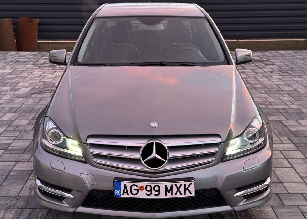 Proprietar . Vand Mercedes C180 CGI