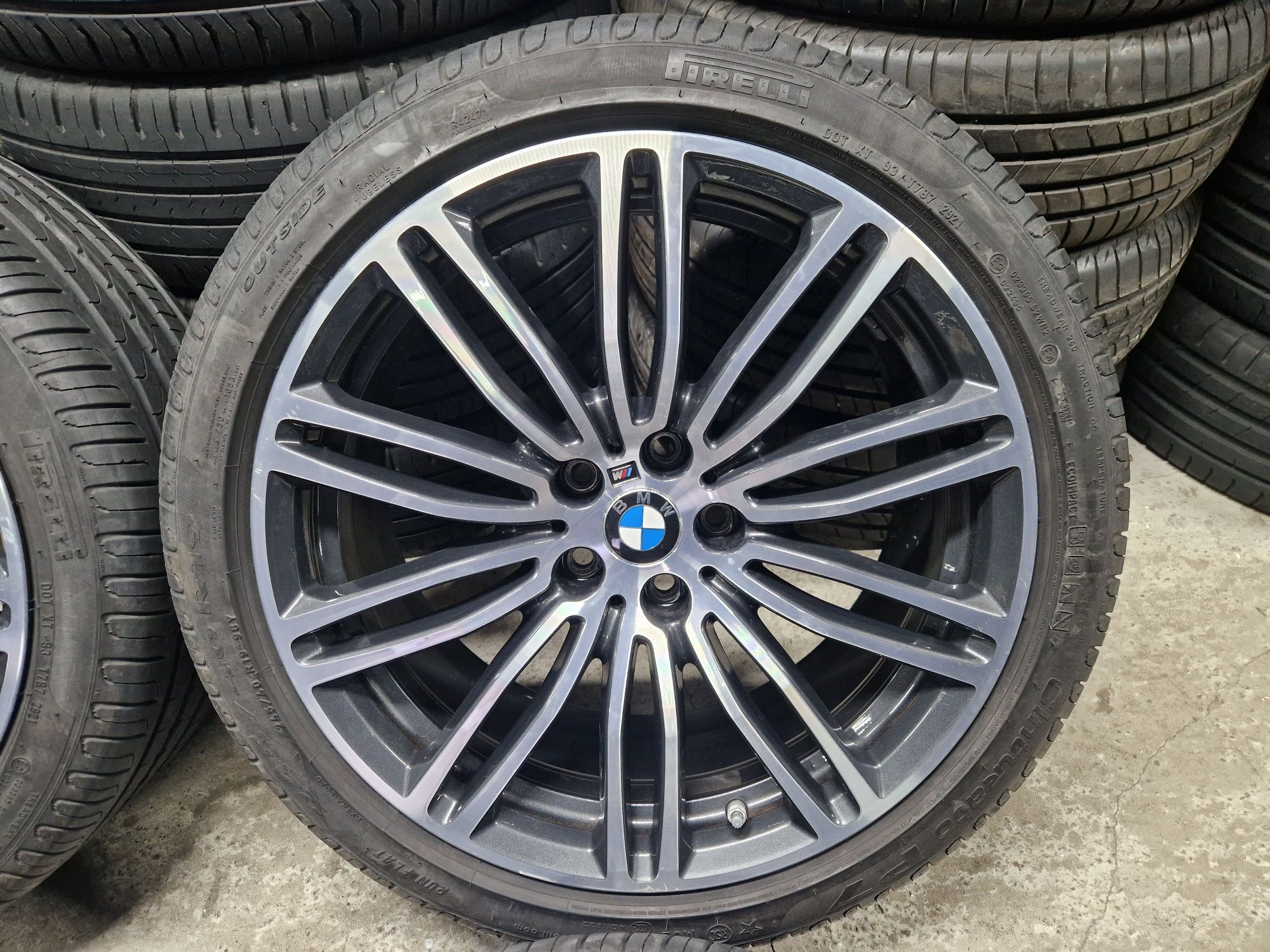 Roti BMW G30 G31 Style 664M Anvelope Pirelli 245/40/19 cu 275/35/19