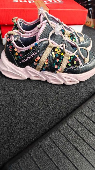 Детски момичешки маратонки Billieblush с LED осветление