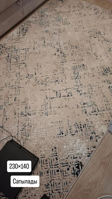 Продам ковёр срочно