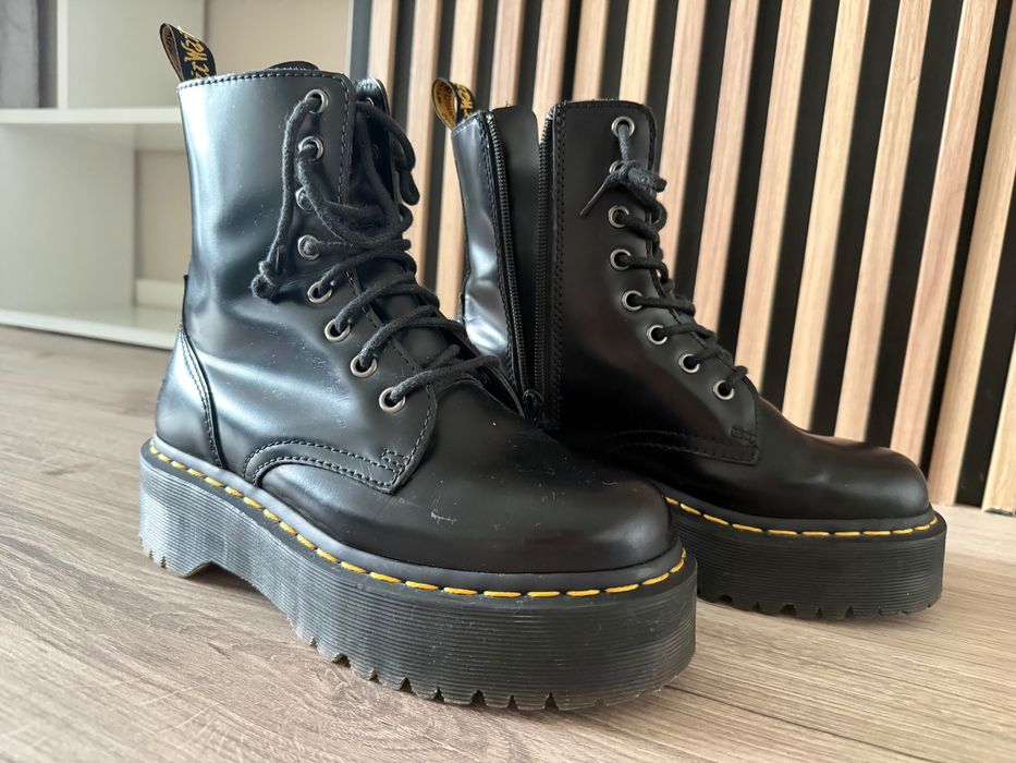 Кубинки Dr. MARTENS  Jadon