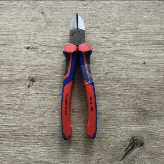 Sfic Knipex 70 02 180