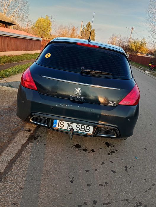 Vând Peugeot 308 automat 2011