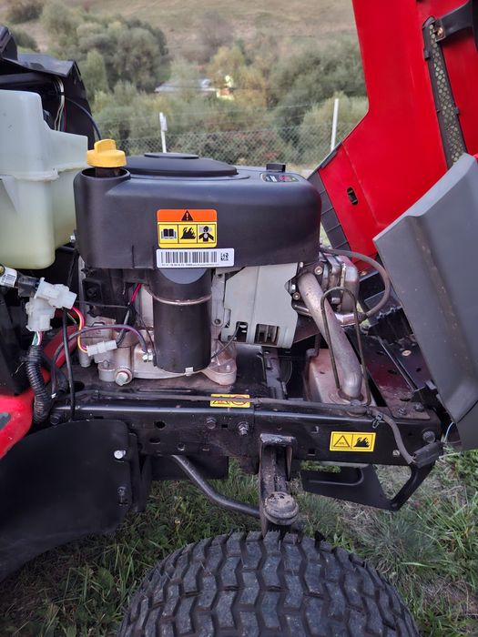 Tractor tuns iarba Husqvarna TC 38 – 2018/Briggs & Stratton/Germania