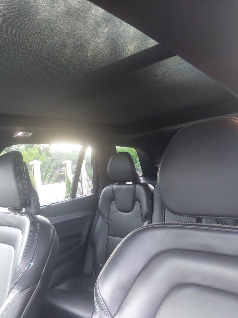 Vând mașină Volvo XC90