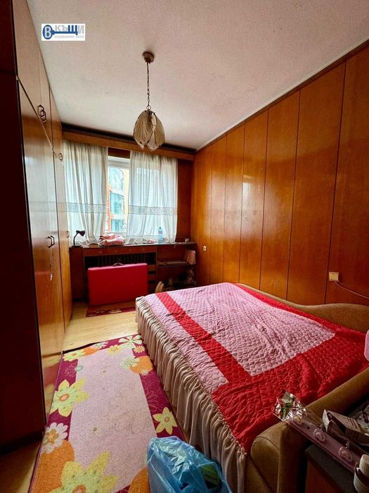 Продава се Двустаен апартамент в Велико Търново, Център - 70 кв.м за 1358 €/кв.м - Снимка #3