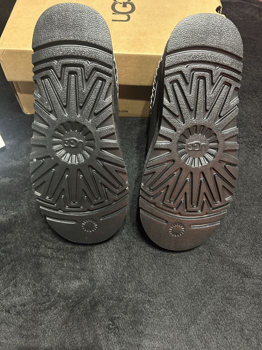 Ugg Tazz. Plata doar cu cardul,verificare colet