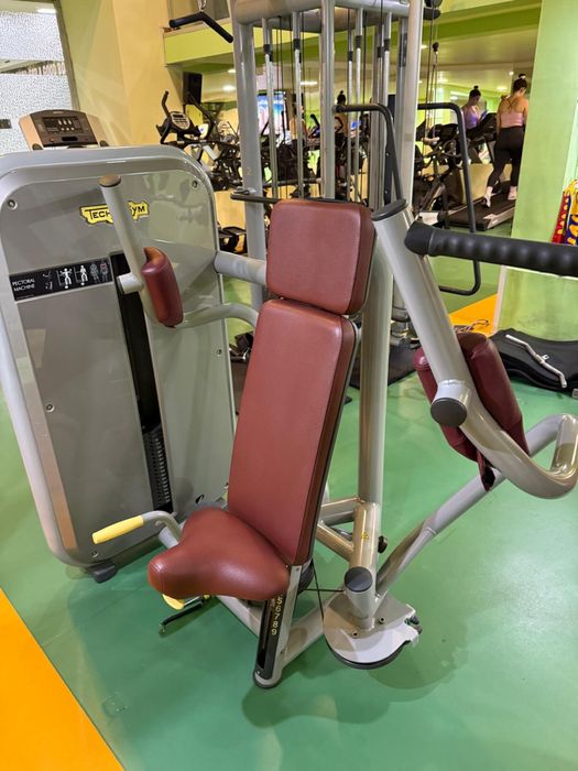 Aparate TechnoGym, Life Fitness, Atlas