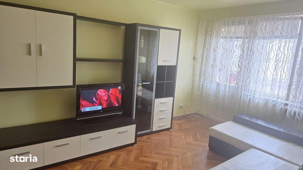 Vand apartament 3 camere decomandat in Deva, I. Maniu, mobilat, utilat