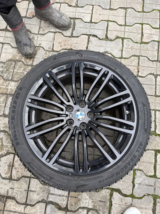 Anvelope noi dot 25, set 245/40/19 si 275/35/19 all seasone iarna