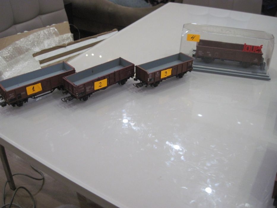 Товарни и пътнически вагони Piko, Fleischmann,Märklin / НО 1:87