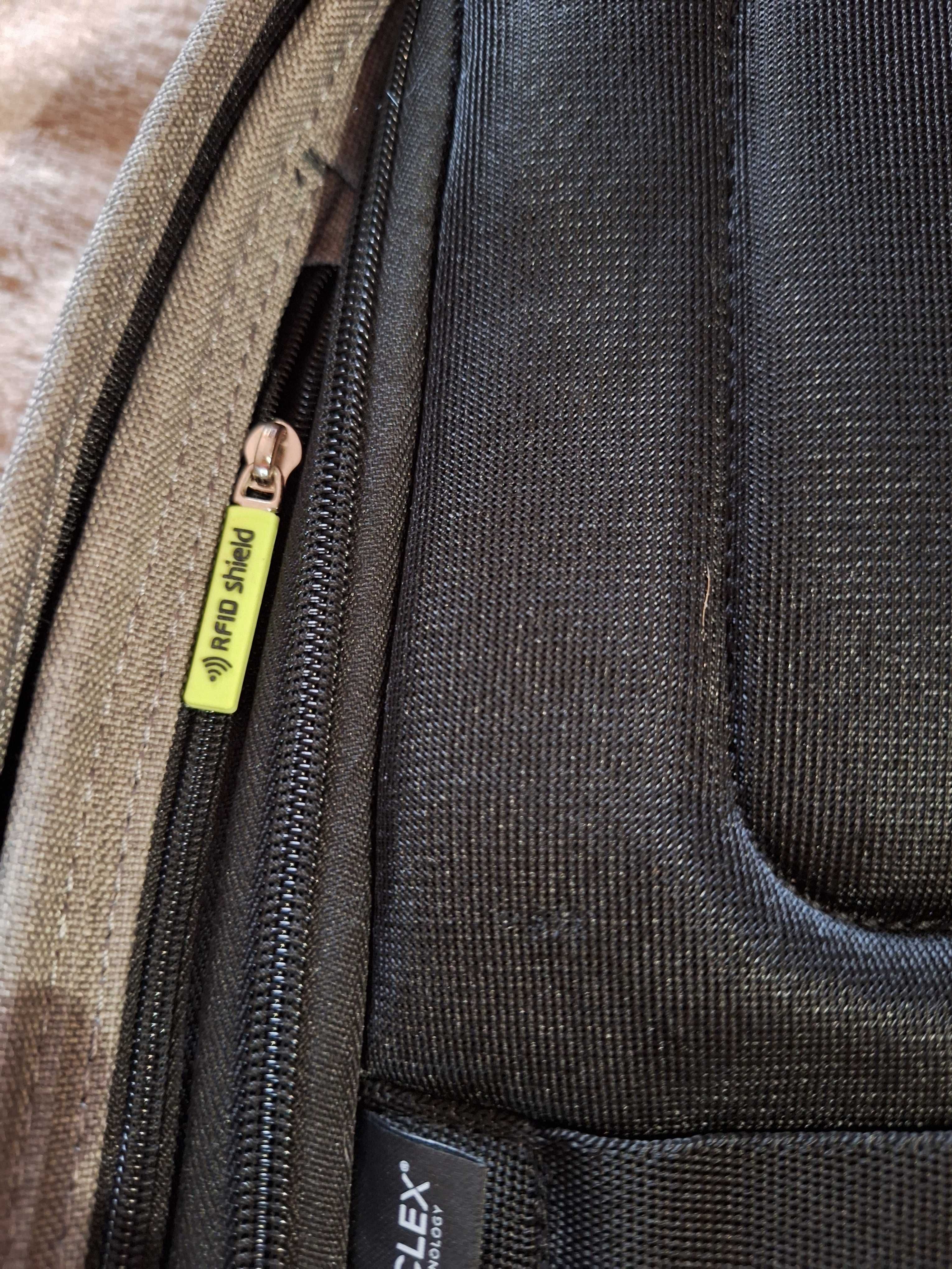 Раница Samsonite Securipak 2.0 със защита от кражби 15.6"