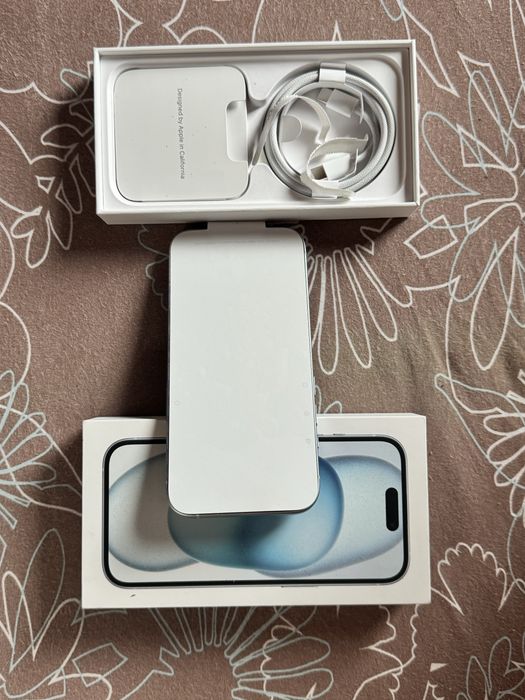 iphone 15 Blue 128 gb