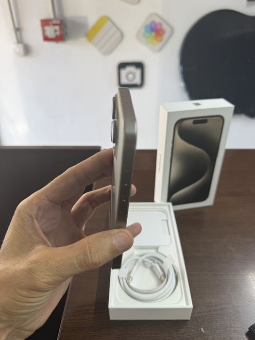 Vand Iphone 15 Pro 128Gb Full box