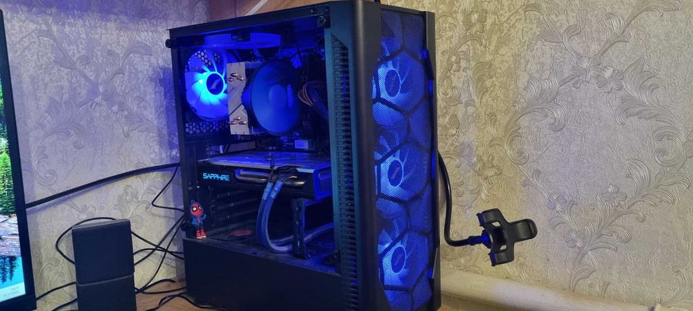 Продается 6 ядерный игровой компьютер с 27 монитором