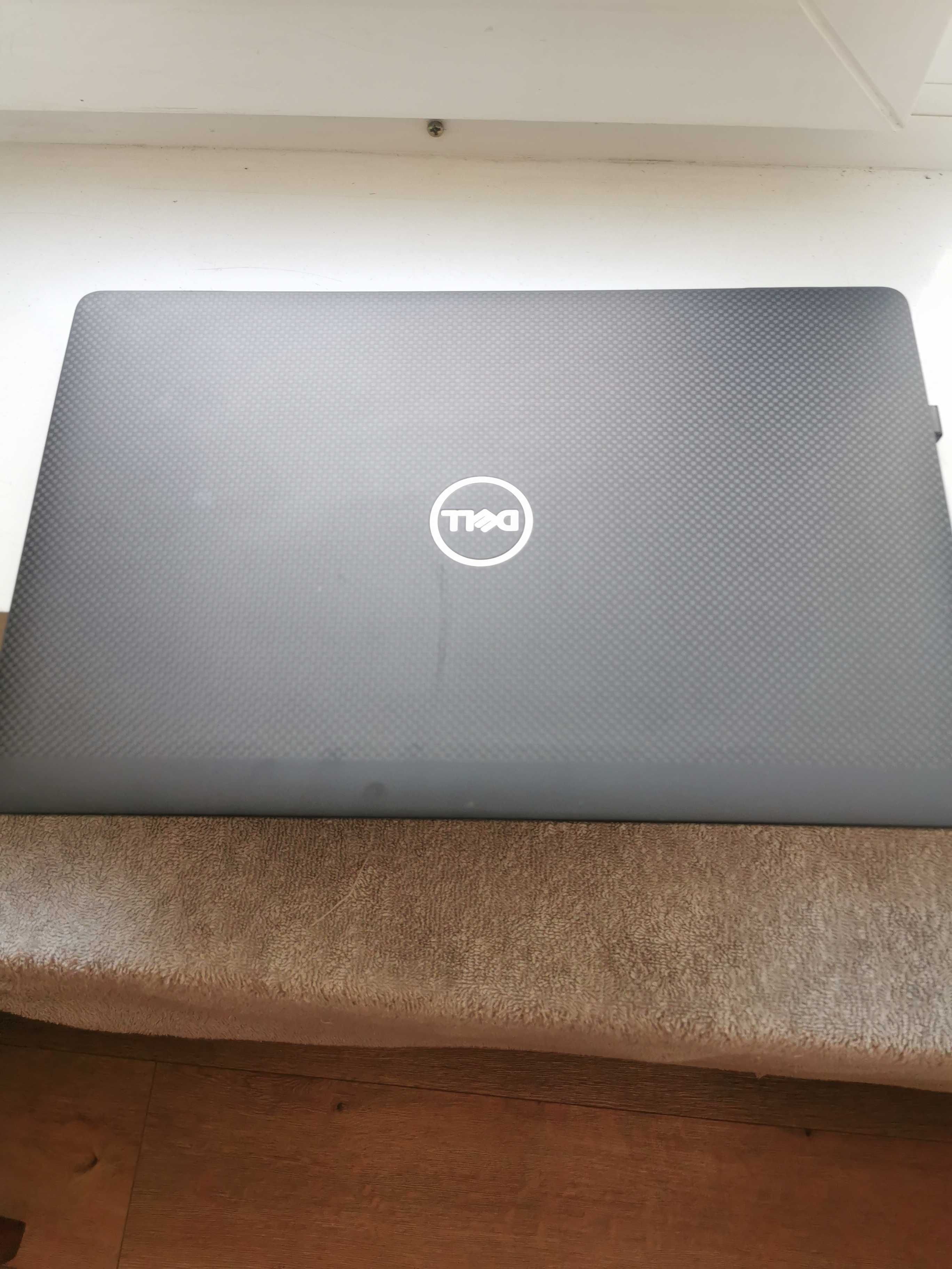 Лаптоп Dell Latitude 7420, Intel Core i7 1185G7, 32GB RAM DDR4/1TB /4K