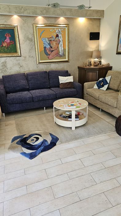 Продавам комплект от 3 дивана