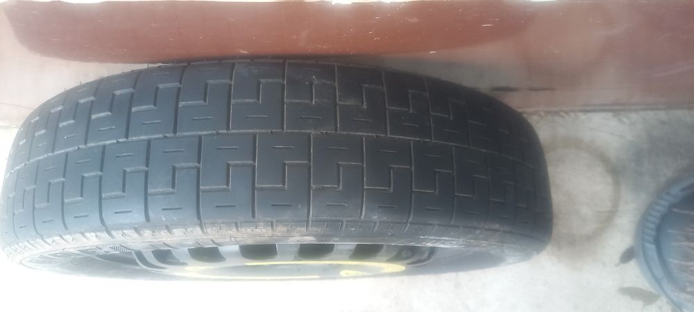 Резервна гума патерица за Мерцедес 17