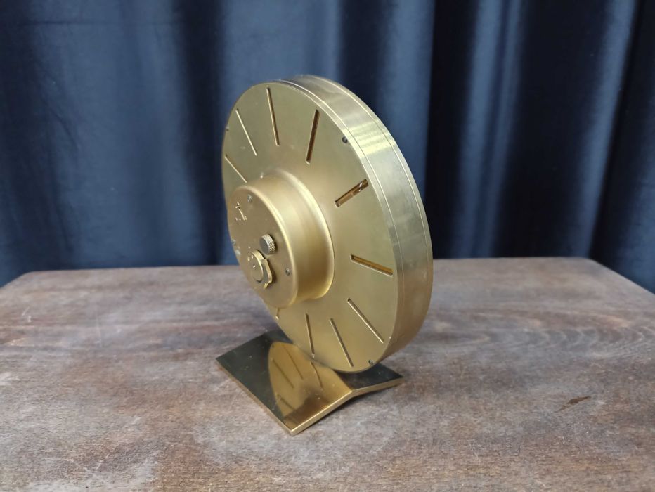 Ceas de birou Junghans, mecanism W257a (Germania, anii’50–’60)