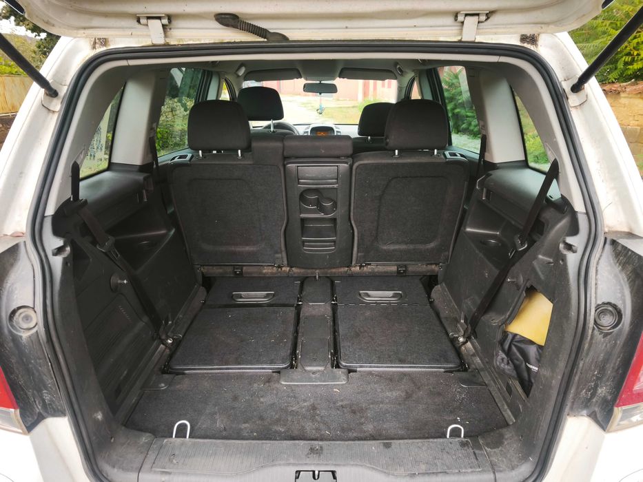 На части Opel Zafira B  1,8 Бензин