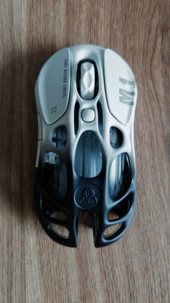 Mouse Gaming Wireless GravaStar Mercury M1 nouMagnesium Alloy