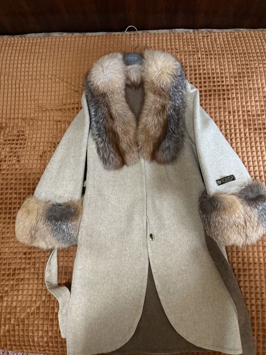 Palton Alpaca cu blana natirala de vulpe