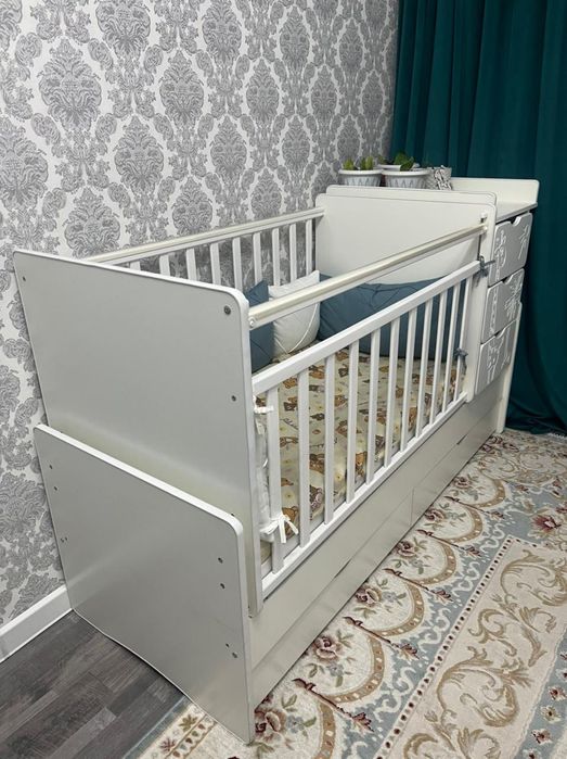 Срочно продам детский кровать для новорожденных детей