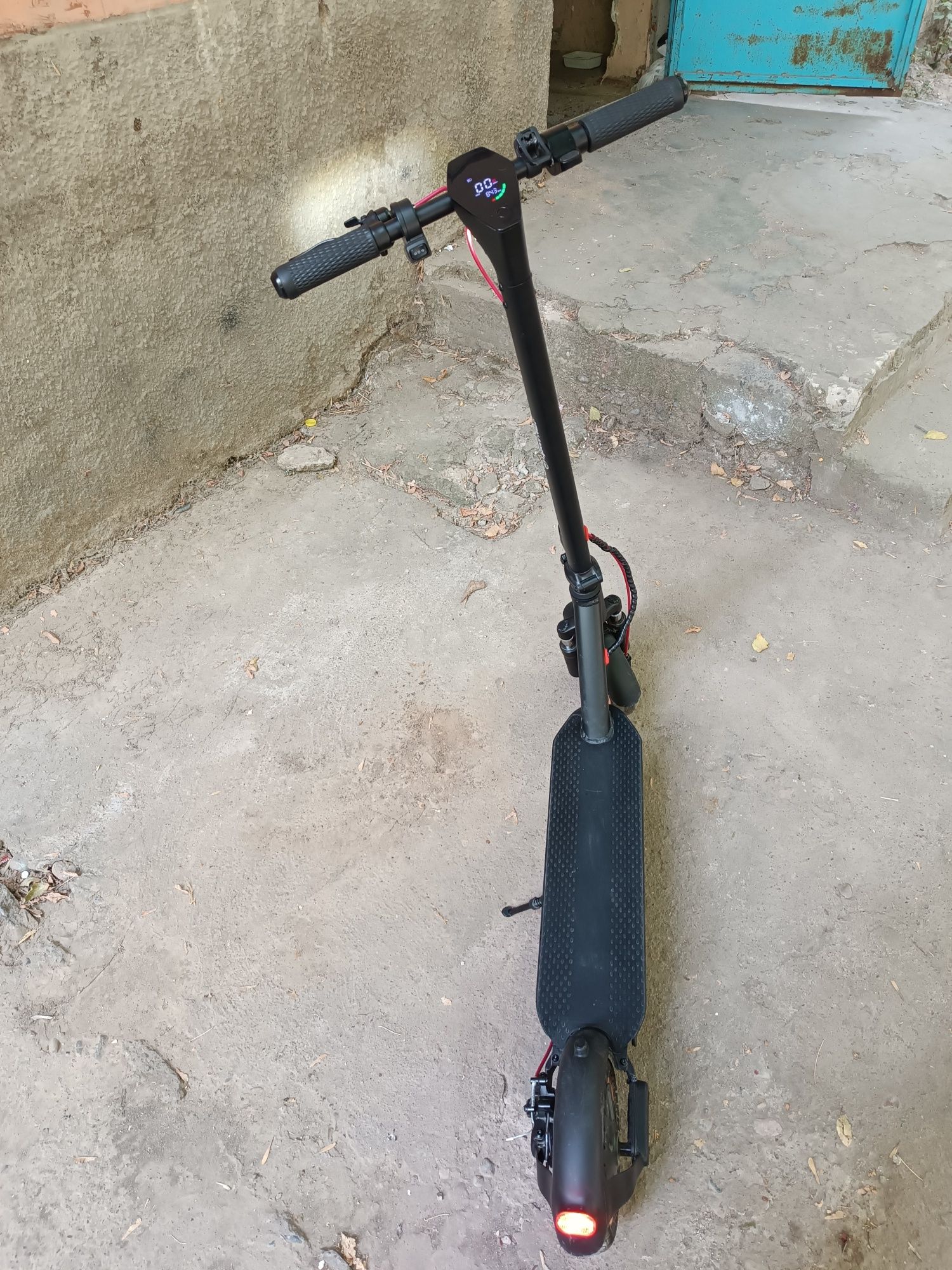Продаю Sport Max 500watt 48v 35км в хорошем состоянии